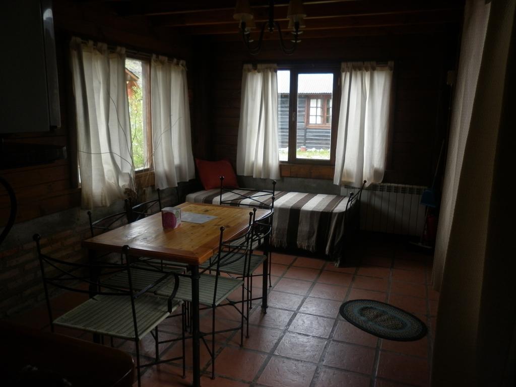 エル・チャルテン Cabanas Cerro Torreヴィラ エクステリア 写真